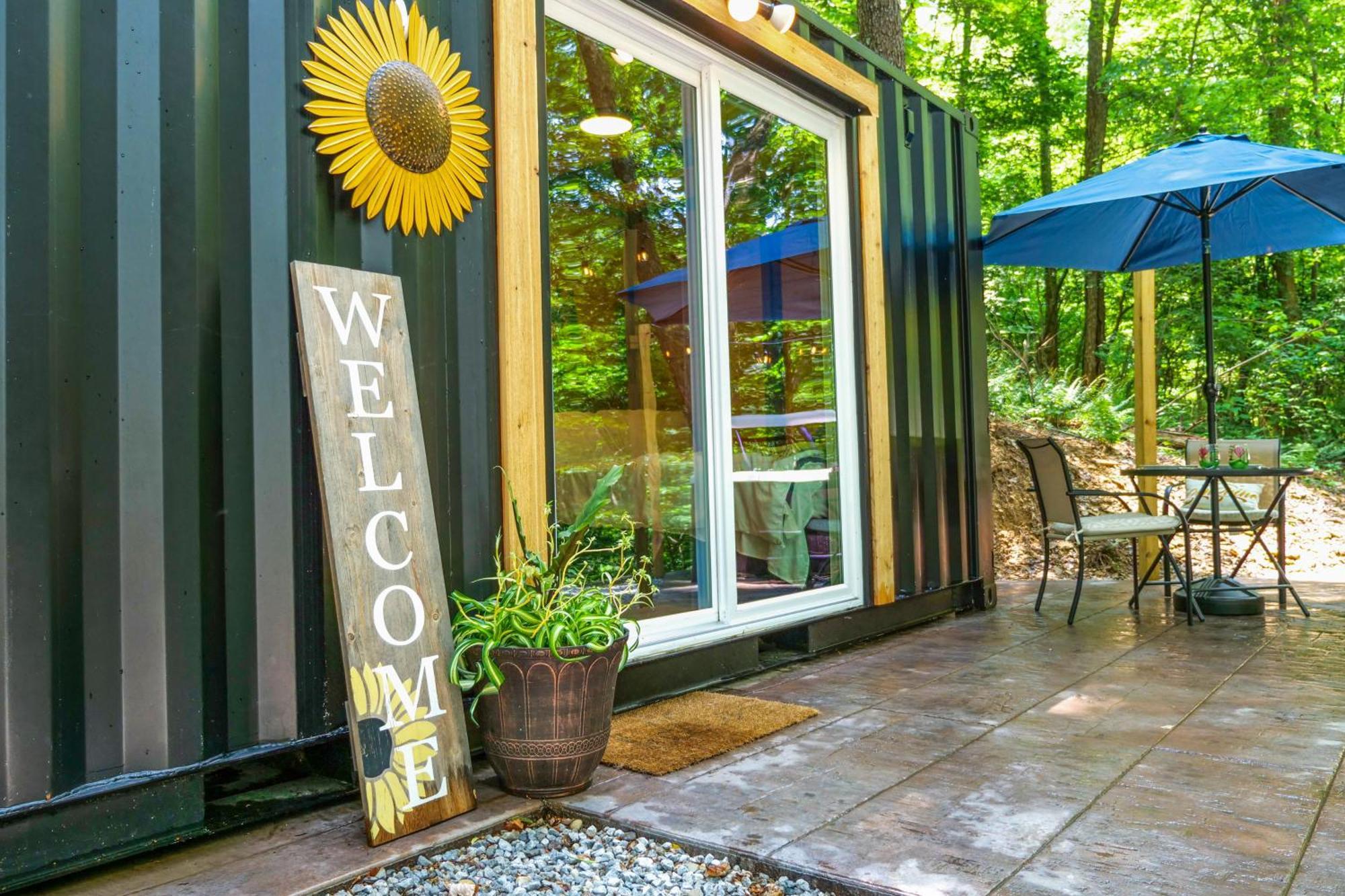 Tiny Home With Hot Tub By Mohican State Park! Loudonville Kültér fotó