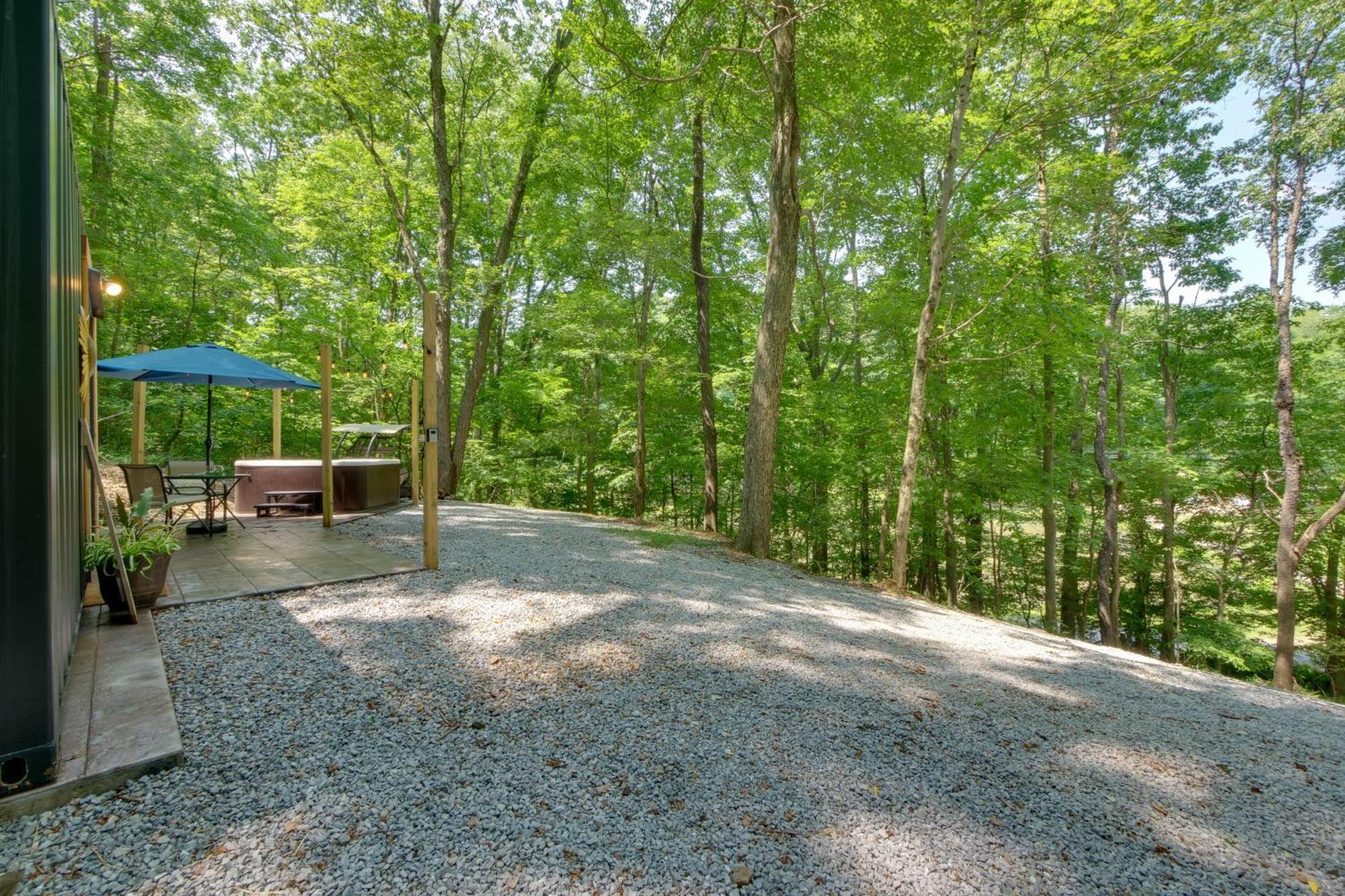 Tiny Home With Hot Tub By Mohican State Park! Loudonville Kültér fotó